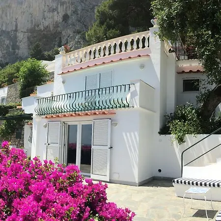 빌라 Faraglioni *